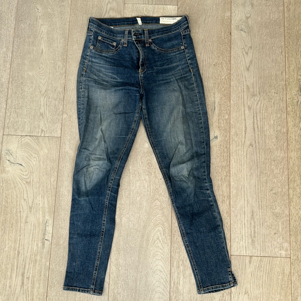 Rag & Bone 10 inch capri skinny jeans
